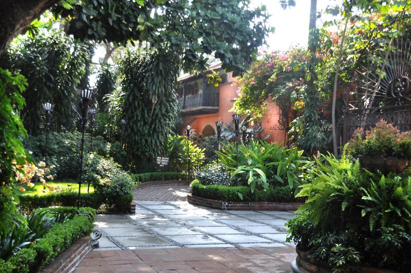 Hotel & Spa Hacienda De Cortes Cuernavaca Bagian luar foto