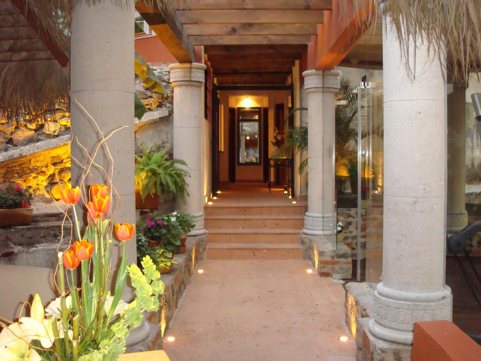 Hotel & Spa Hacienda De Cortes Cuernavaca Bagian luar foto